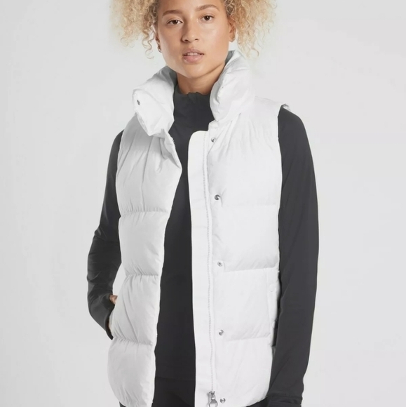 Athleta Downtown Vest down filled new with tag size xxs - Picture 5 of 15